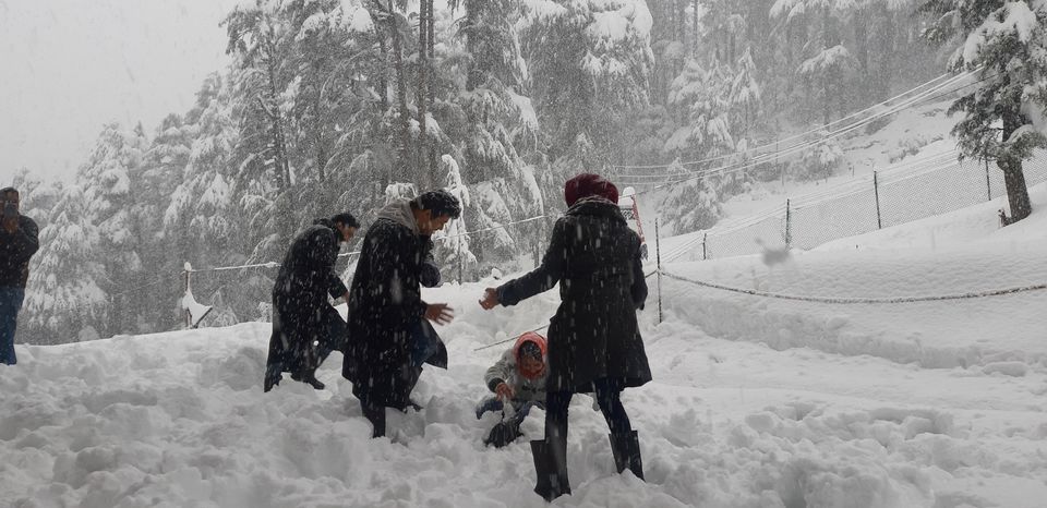 Photo of Gondola, Snow, and So Much More at Patnitop 3/3 by Shivam Malik