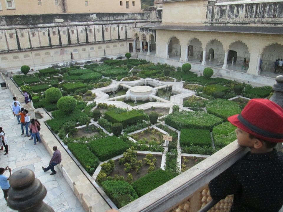 Photo of Amer Fort by Udit Gulati (Mysterious Traveller)