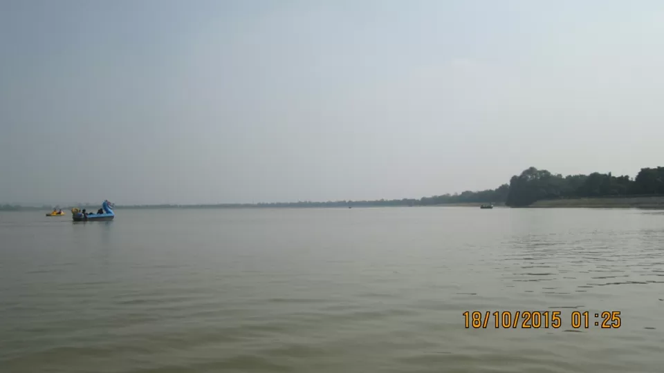 Photo of Sukhna Lake, Sector 1, Chandigarh, India by Udit Gulati (Mysterious Traveller)