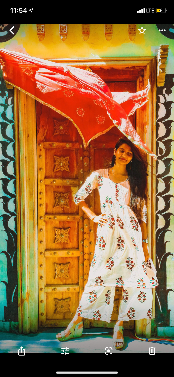 Photo of Patrika Gate, Jawahar Circle, Jaipur, Rajasthan, India by Simran Singh