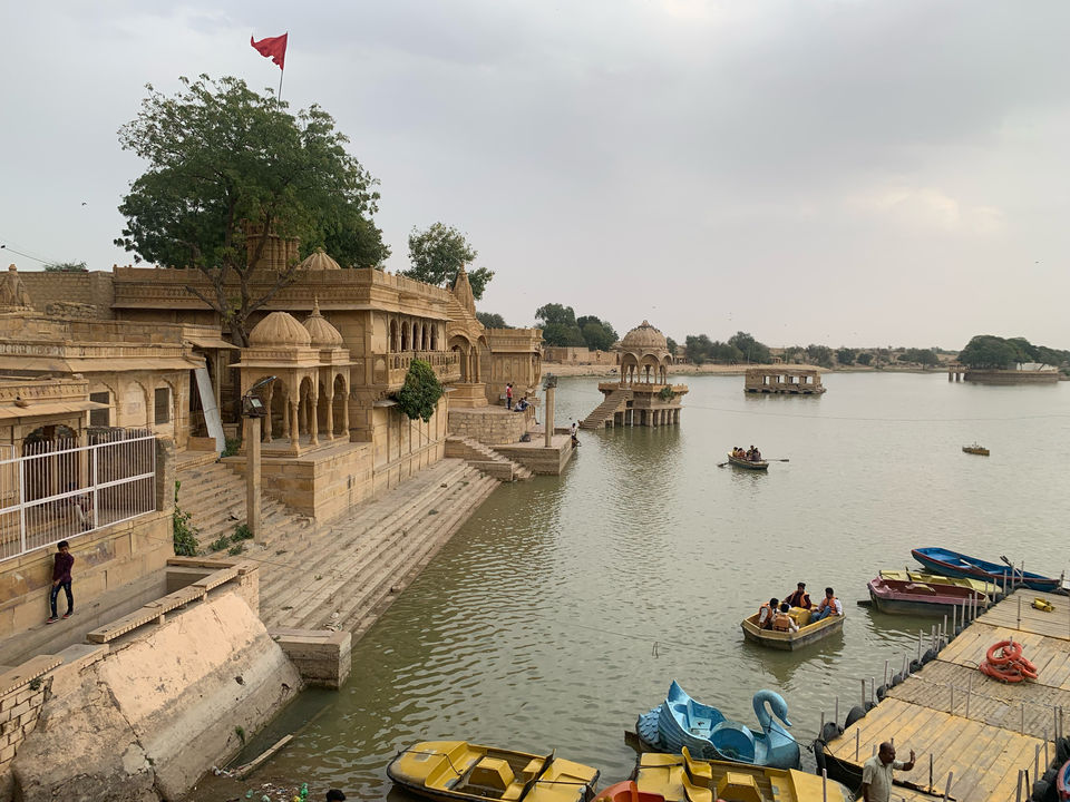 Photo of Gadi Sagar Lake, Postal Colony, Jaisalmer, Rajasthan by Simran Singh