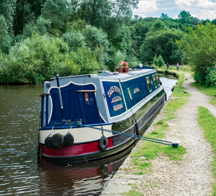 Photo of Would you like to 'Barge' romance in France? by Malvika Mayur