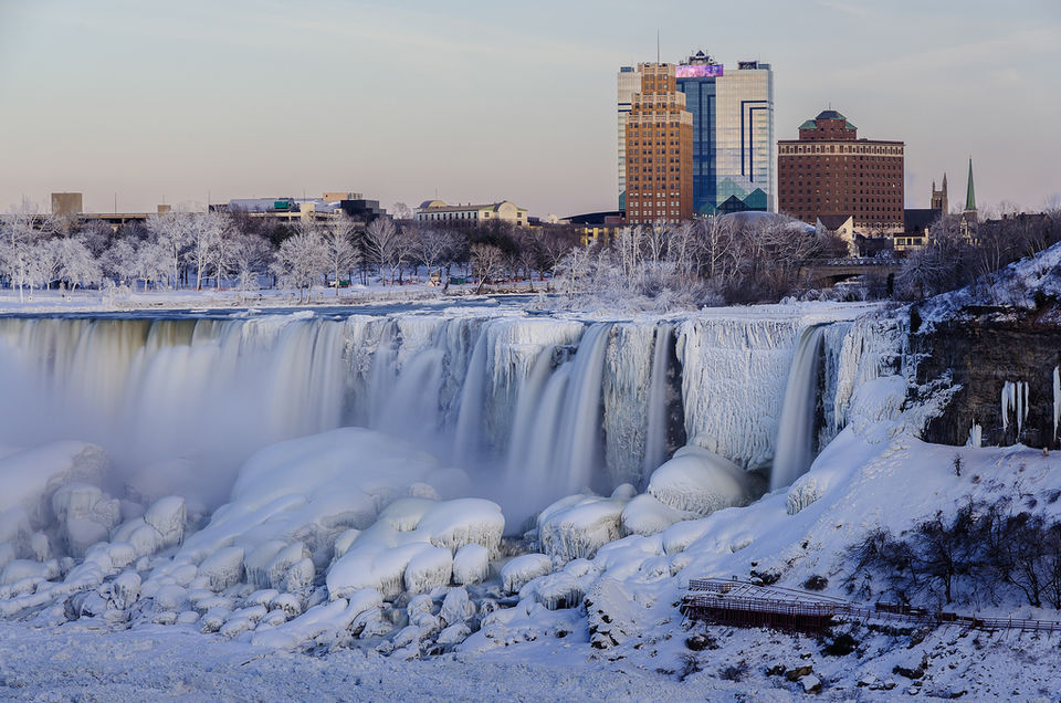 Photo of First Timer's Guide to Niagara falls : USA v/s Canada by Ridhíma Prasad
