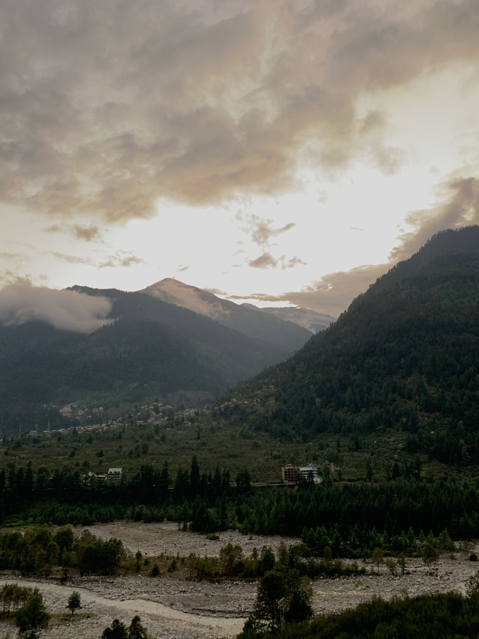Photo of Old Manali, Manali, Himachal Pradesh, India by Arvind Radhakrishnan