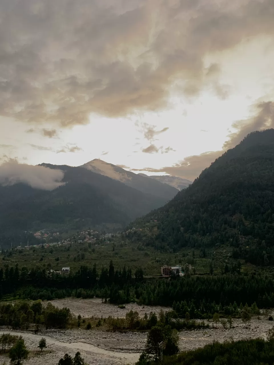 Photo of Old Manali, Manali, Himachal Pradesh, India by Arvind Radhakrishnan
