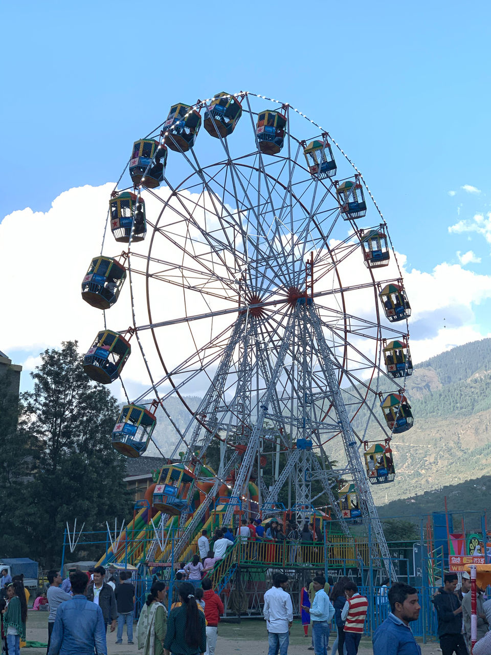 Photo of Old Manali, Manali, Himachal Pradesh, India by Arvind Radhakrishnan