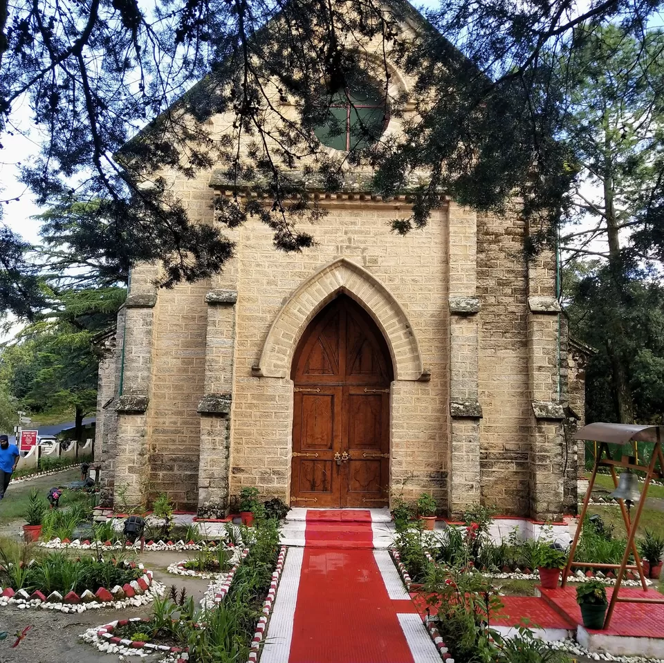 Photo of St Mary's Church, Lansdowne Road, London, UK by Ekta Vasundhra