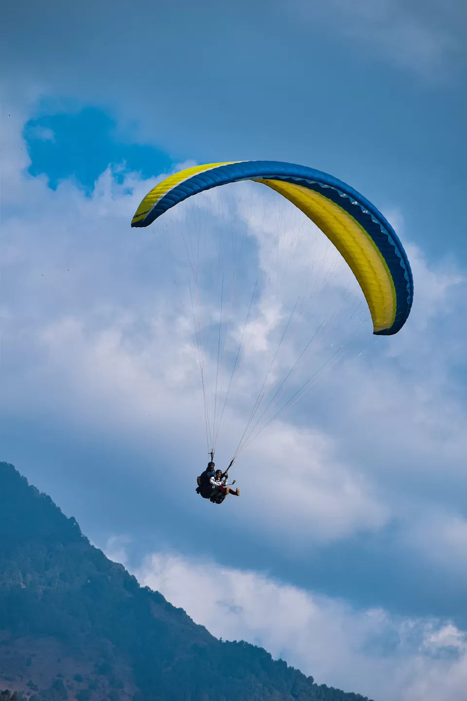 Photo of Paragliding Bir Billing, Chouhan, Bir Colony, Bir, Himachal Pradesh, India by Sanvi Sinha