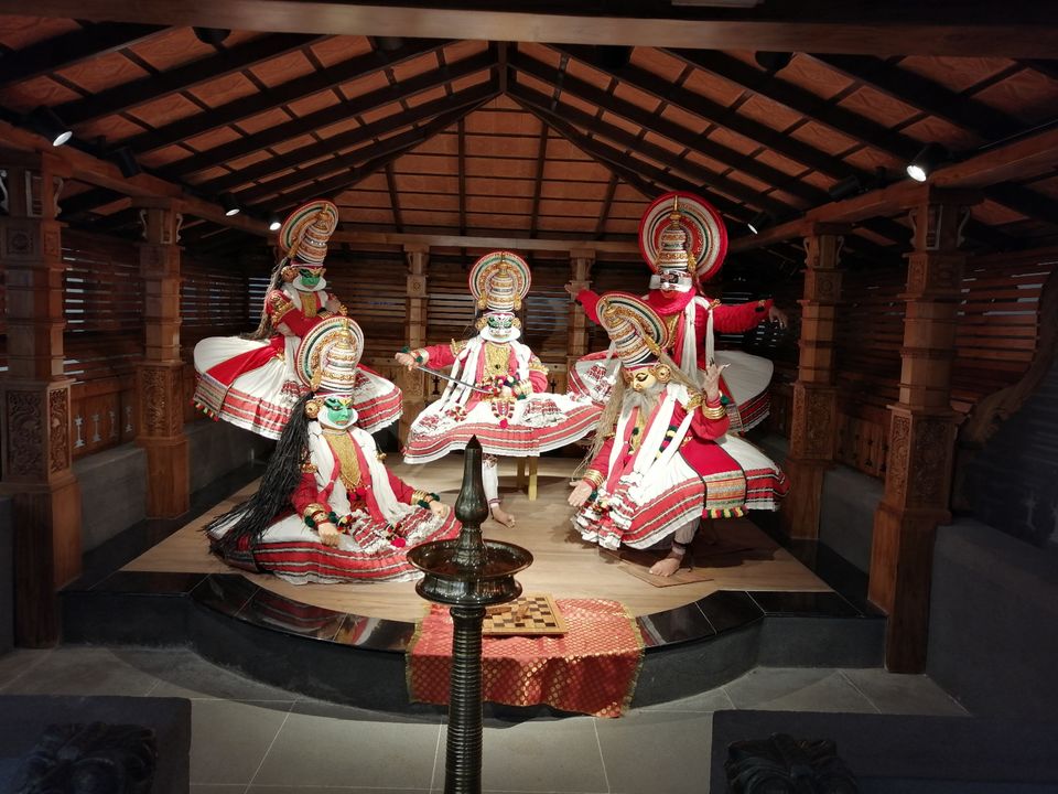 Photo of Lulu Mall, Kacheripady, Cochin, Kerala, India by Simi_Travelrecipe