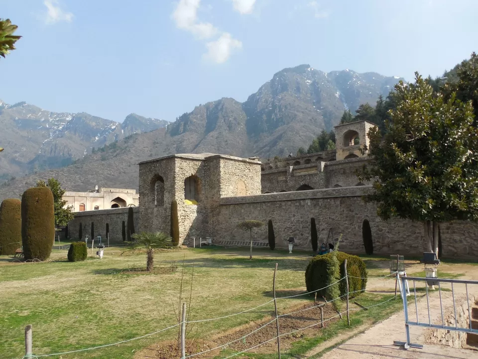 Photo of Pari Mahal, Srinagar by Sunil Khurana