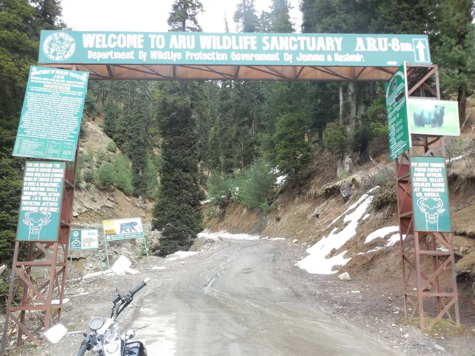 Photo of Kashmir, Pakistan by Sunil Khurana