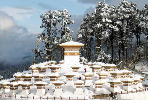 Photo of Himalayan foothills #Heaven On Earth #NorthEast #Gangtok #Darjeeling #Bhutan 14/17 by Shubham Goel