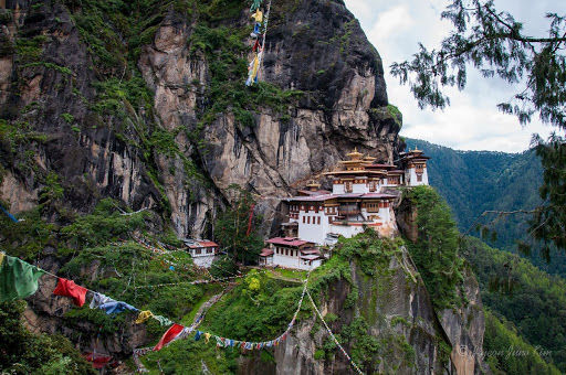 Photo of Himalayan foothills #Heaven On Earth #NorthEast #Gangtok #Darjeeling #Bhutan 15/17 by Shubham Goel