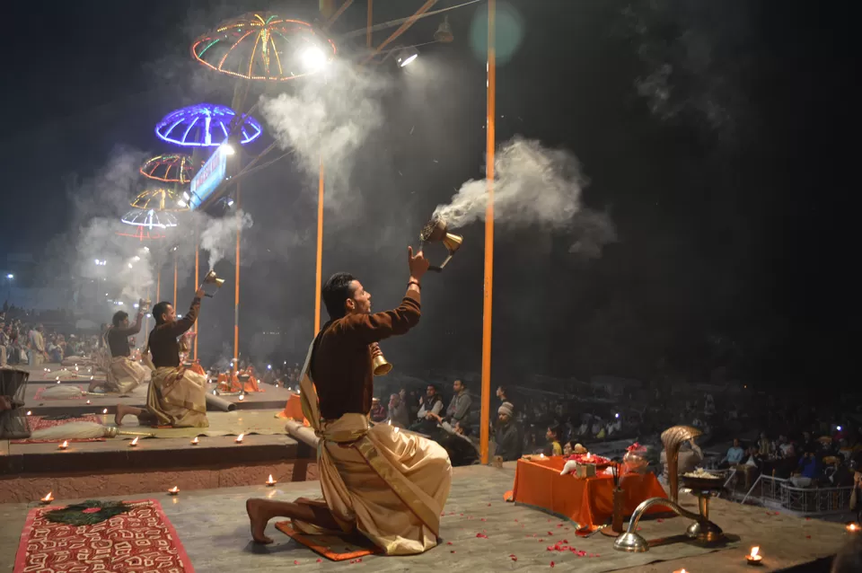 Photo of Dashashwamegh ghat, Uttar Pradesh, India by Aabdika Sharma