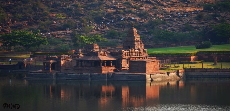 Photo of Architechtural Marvels - Hampi Badami Aihole Pattadakal 30/35 by mandar kurghode