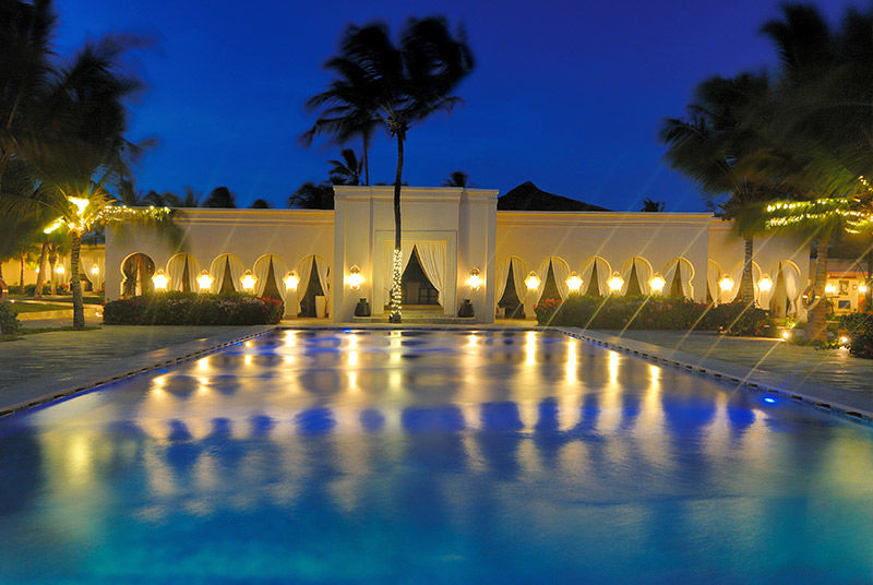 Photo of ZANZIBAR LUXURY BEACH & BEACH ACTIVITIES, 1/3 by ExpectinAfrica