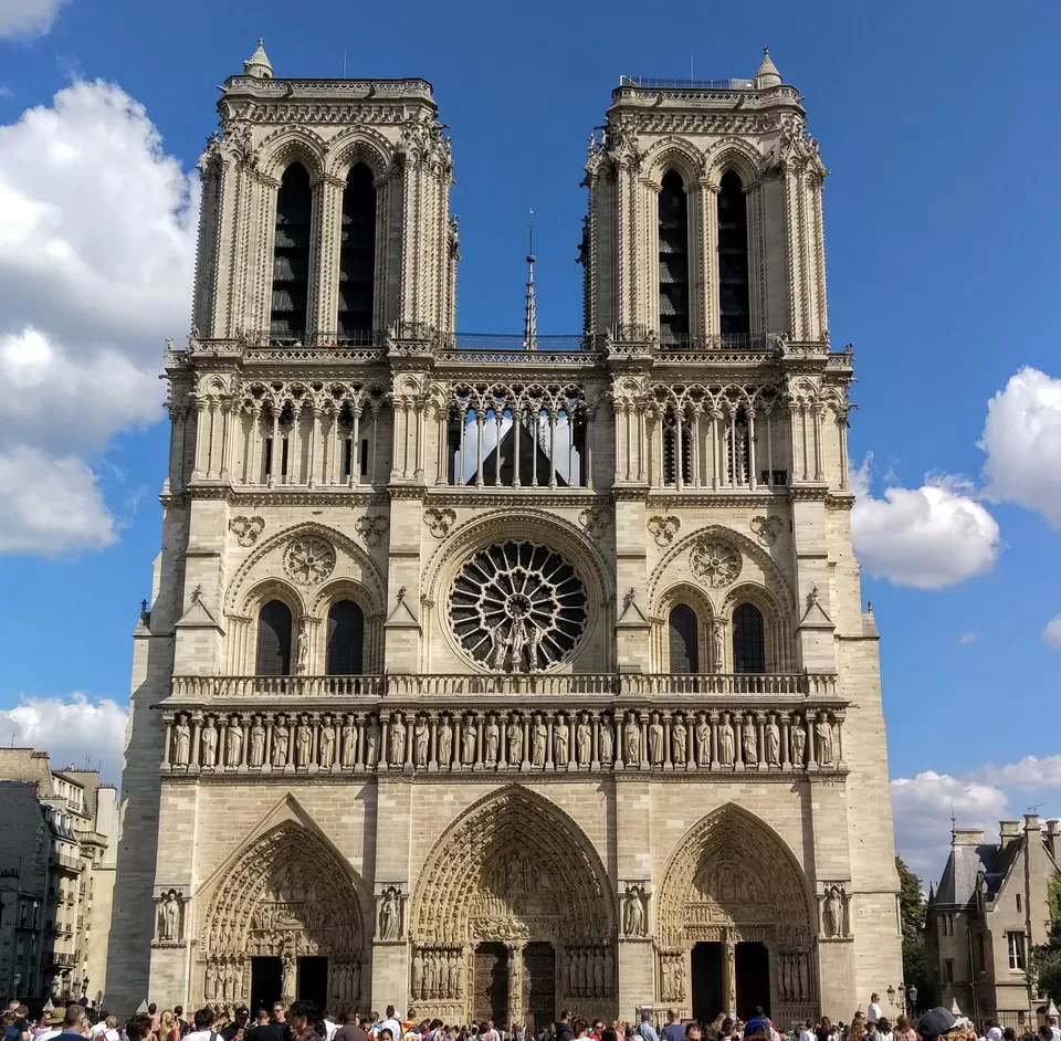 Photo of Notre Dame, Paris, France by Zerxes Wadia