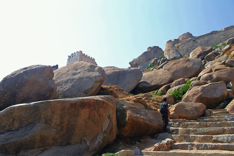 Photo of Madhugiri- the second highest monolith in Asia is 120 kms from Bangalore by Mouna Nanaiah
