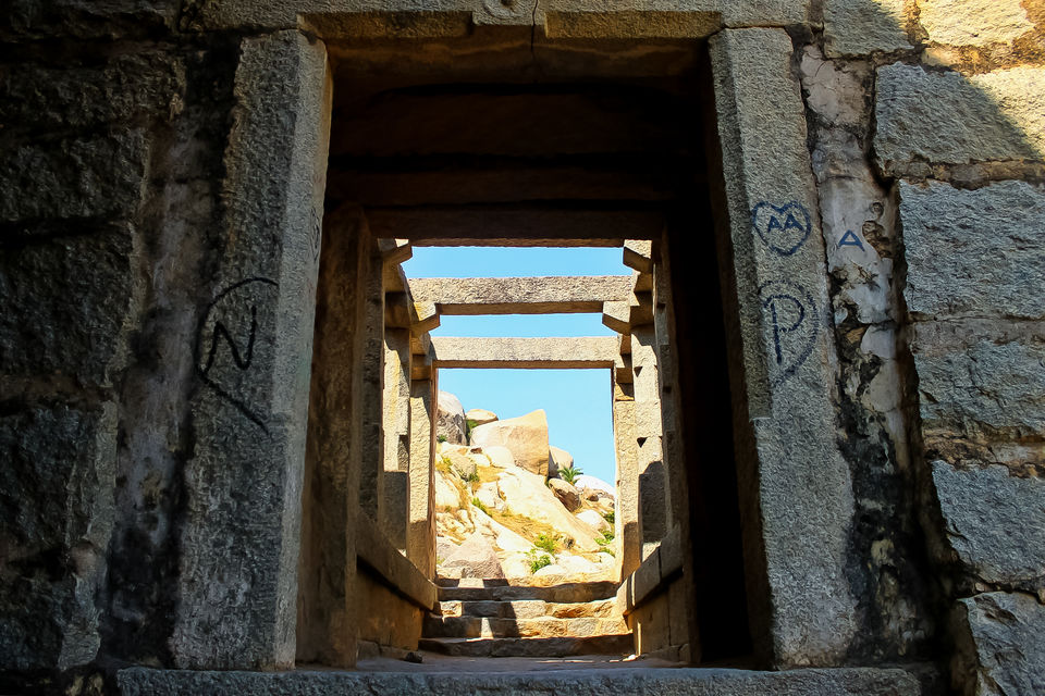 Photo of Madhugiri- the second highest monolith in Asia is 120 kms from Bangalore by Mouna Nanaiah