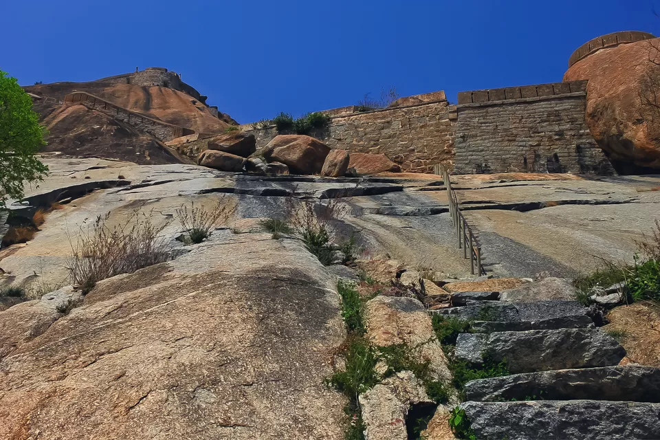 Photo of Madhugiri- the second highest monolith in Asia is 120 kms from Bangalore by Mouna Nanaiah