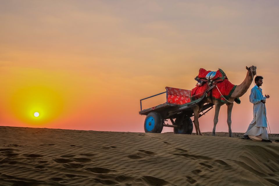 Photo of Sam Sand Dunes, Kanoi, Rajasthan, India by Mouna Nanaiah