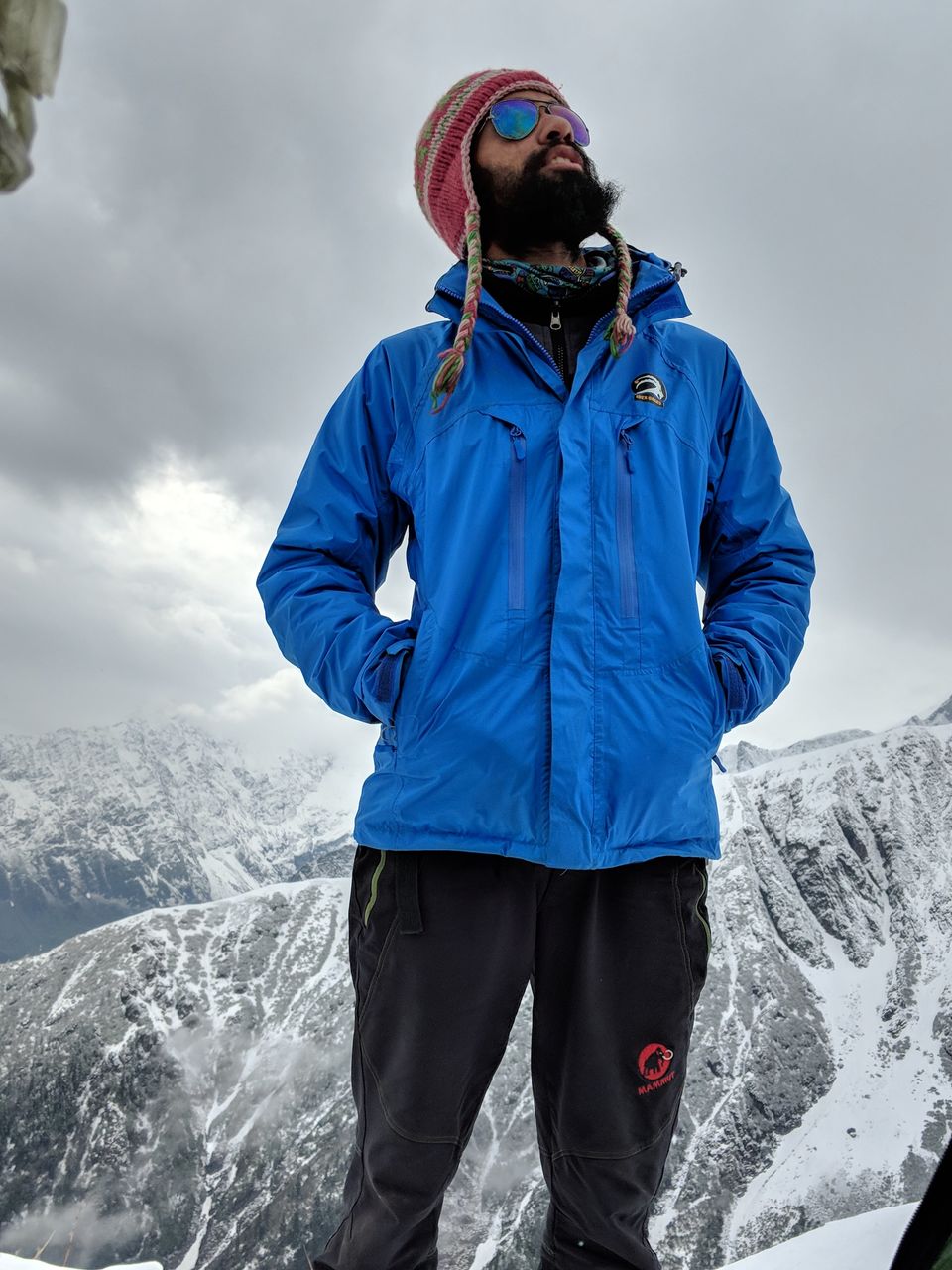 Photo of Sar Pass - A frozen lake, a ridge and snow slides at 14k feet by Mouna Nanaiah