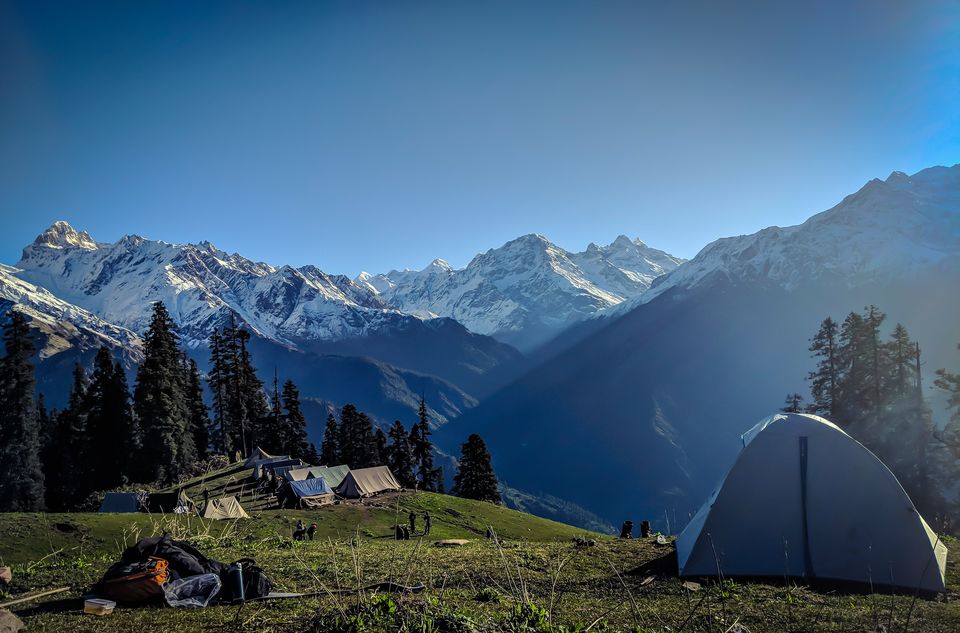 Photo of Sar Pass - A frozen lake, a ridge and snow slides at 14k feet by Mouna Nanaiah
