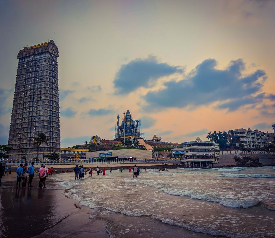 Photo of Murudeshwar, Karnataka, India by Mouna Nanaiah
