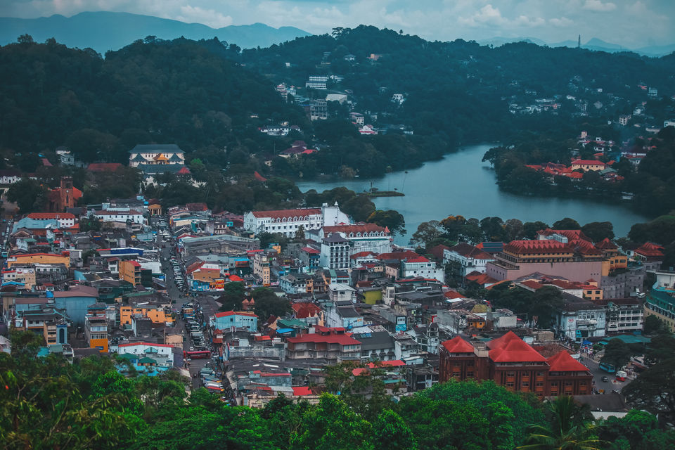 Photo of Kandy, Sri Lanka by Mouna Nanaiah