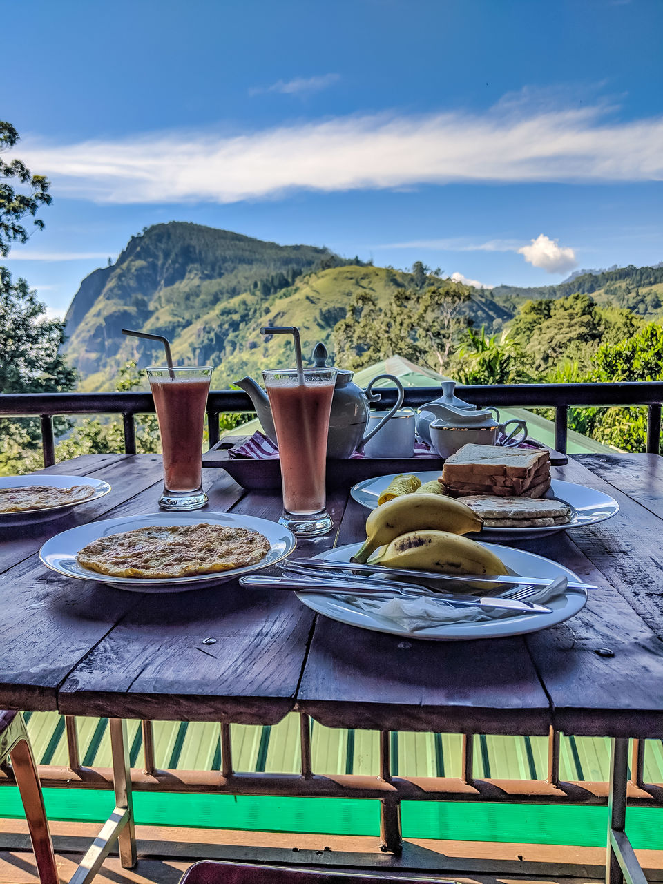 Photo of Ella, Sri Lanka by Mouna Nanaiah