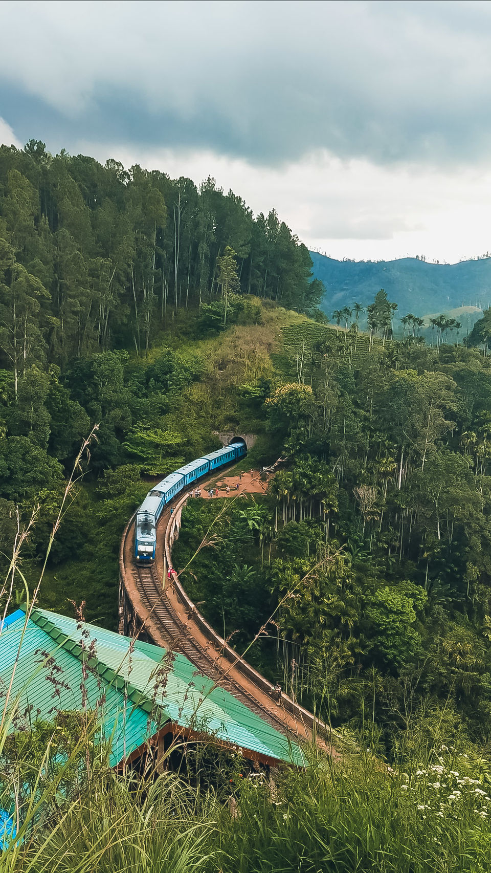 Photo of Ella, Sri Lanka by Mouna Nanaiah