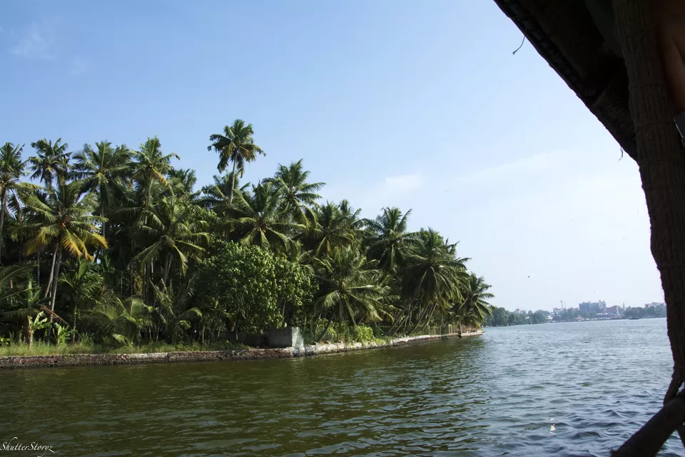 Photo of Ashtamudi Lake, Kollam, Kerala, India by Shutter.Storyz