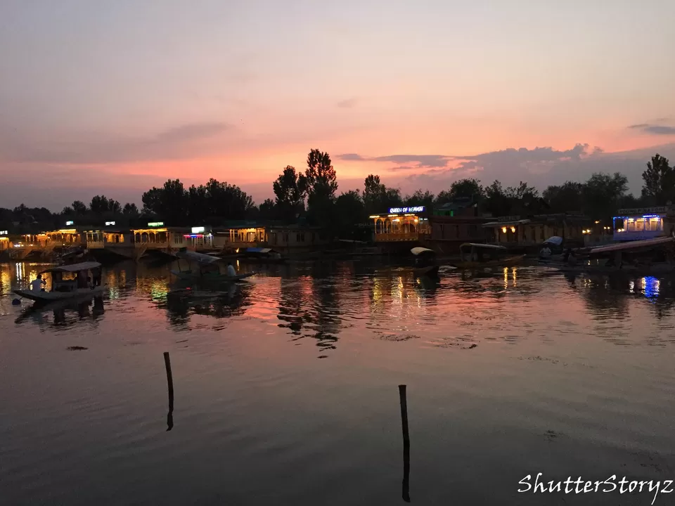 Photo of Dal Lake, Srinagar by Shutter.Storyz