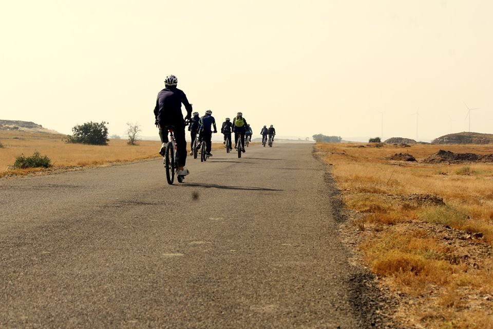 Photo of Cycling in Thar Desert 3/10 by Shipra Mishra