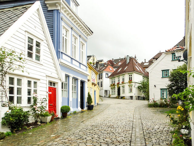 Photo of Bergen, Norway 9/35 by kellyTRLT