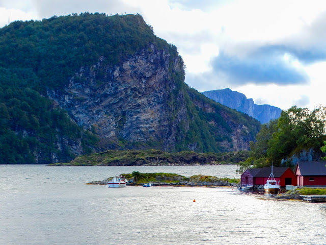 Photo of Bergen, Norway 24/35 by kellyTRLT