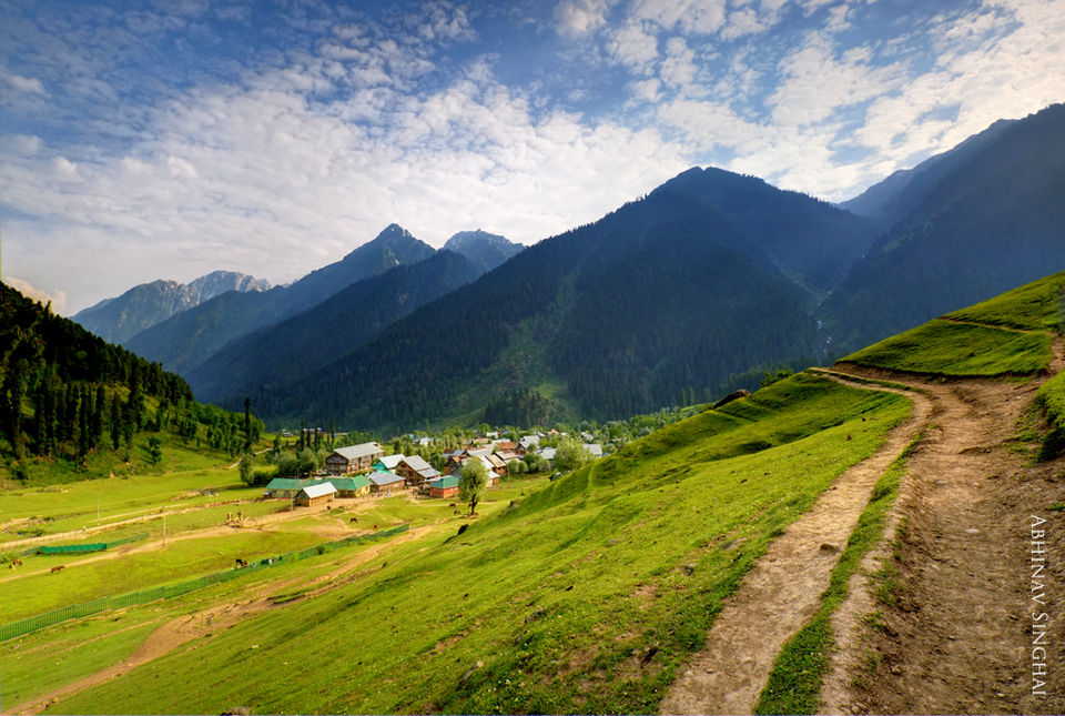 Photo of Seven Hill Stations You Can Escape To This August For An Unforgettable Trip by Deepti Divya
