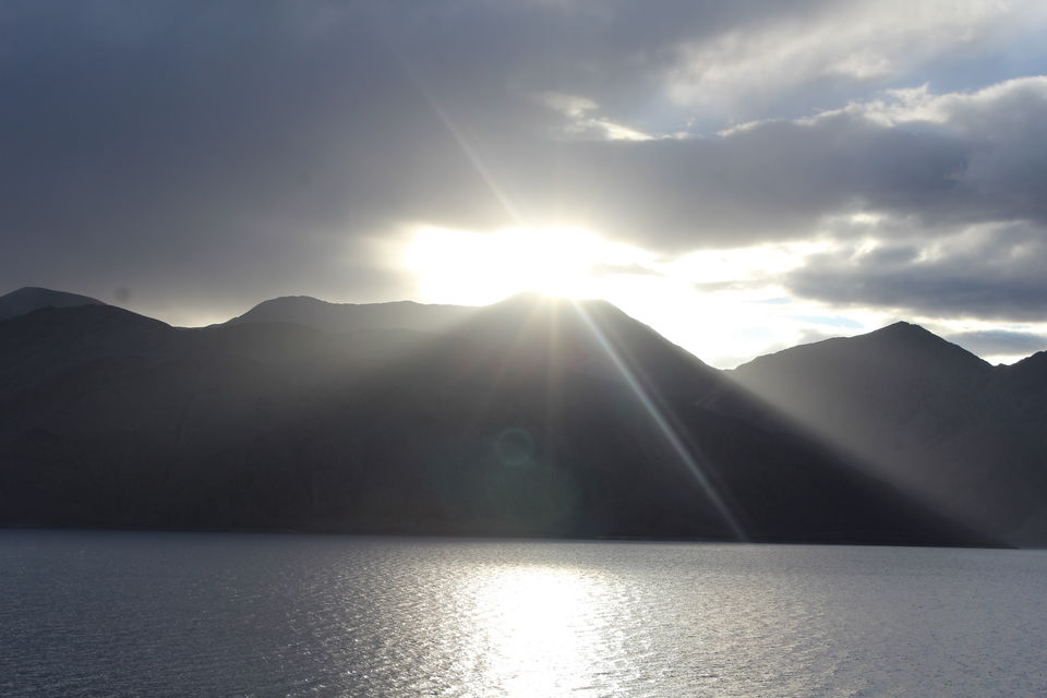 Photo of A day at Pangong Tso 9/10 by Foram Parikh