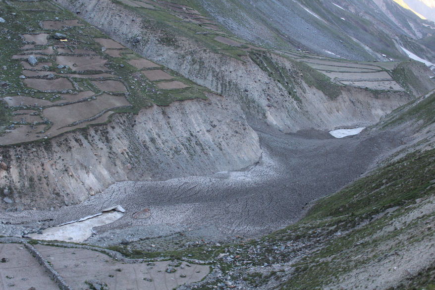 Photo of India at its best... Manali - Leh Highway 17/62 by Foram Parikh