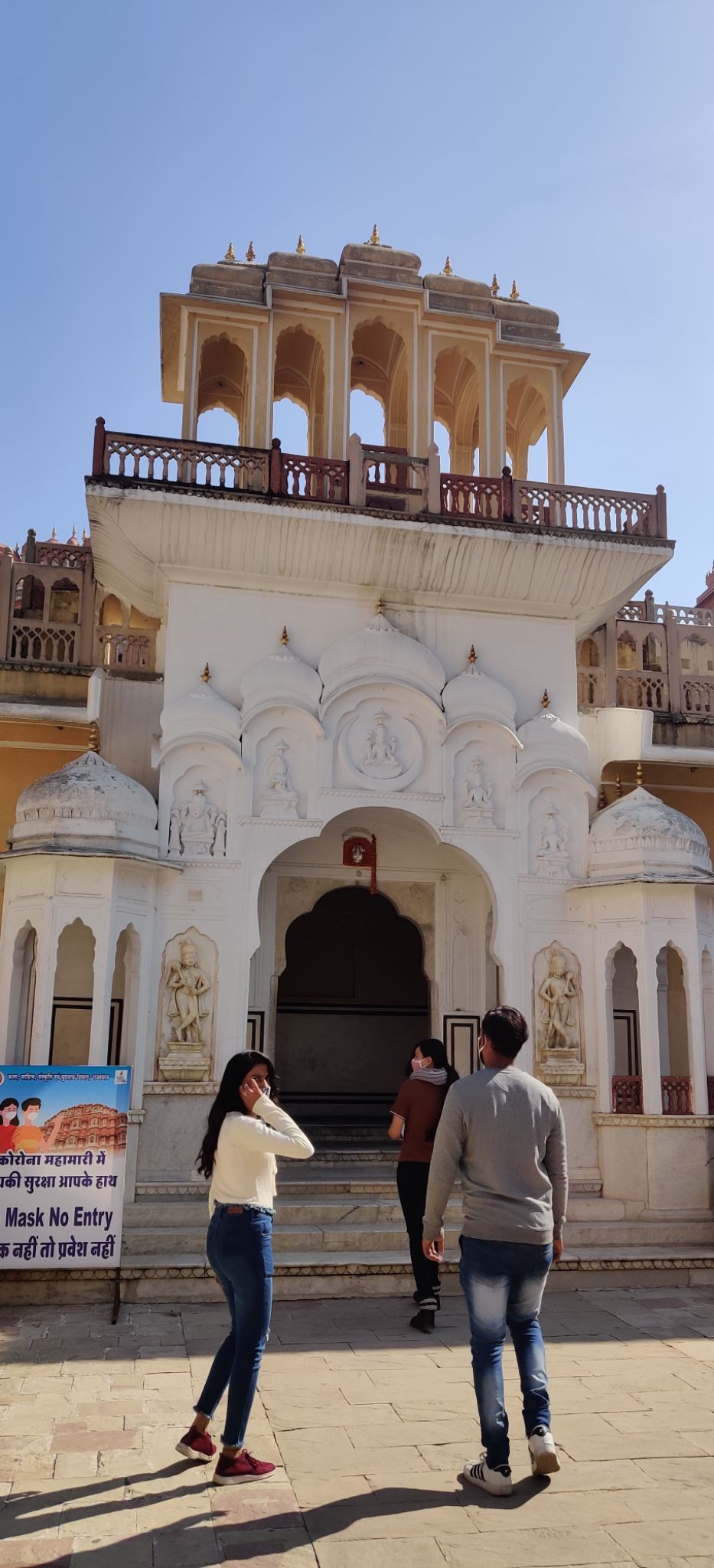 Photo of Hawa Mahal by Himani Saini