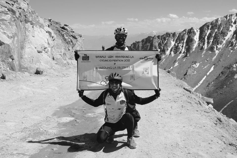 Photo of Manali-Leh-Khardungla Cycling. 22/44 by Mihir Mahajan