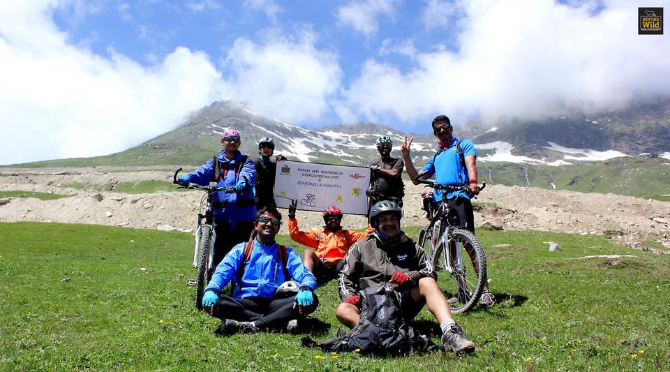 Photo of Manali-Leh-Khardungla Cycling. 4/44 by Mihir Mahajan