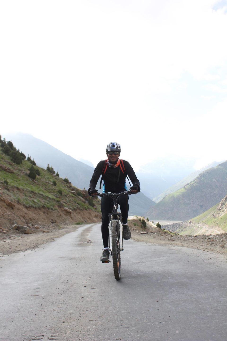 Photo of Manali-Leh-Khardungla Cycling. 12/44 by Mihir Mahajan