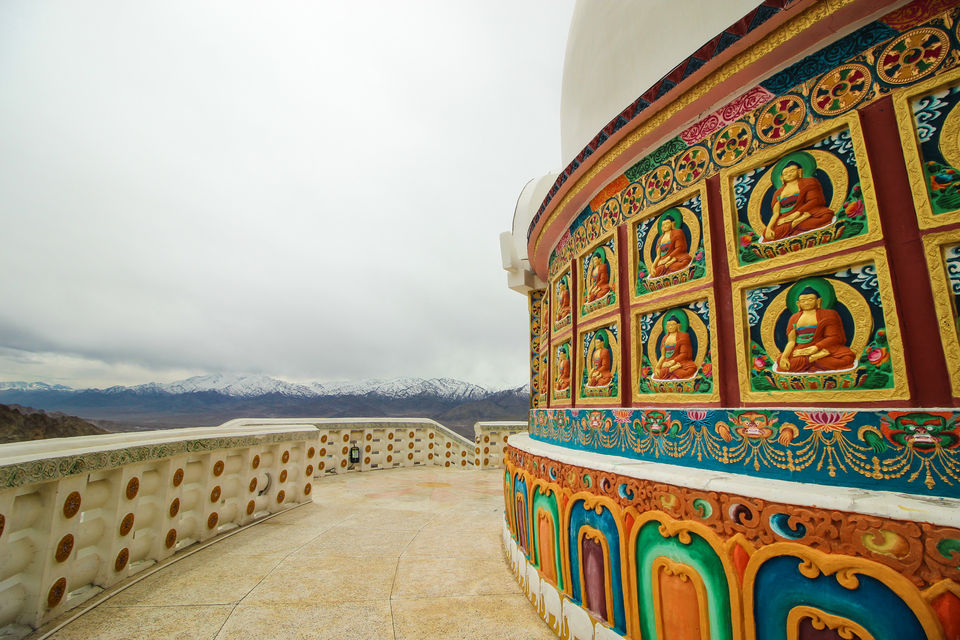 Photo of Ladakh - Of Deserts and Mountains by Vikas Singh