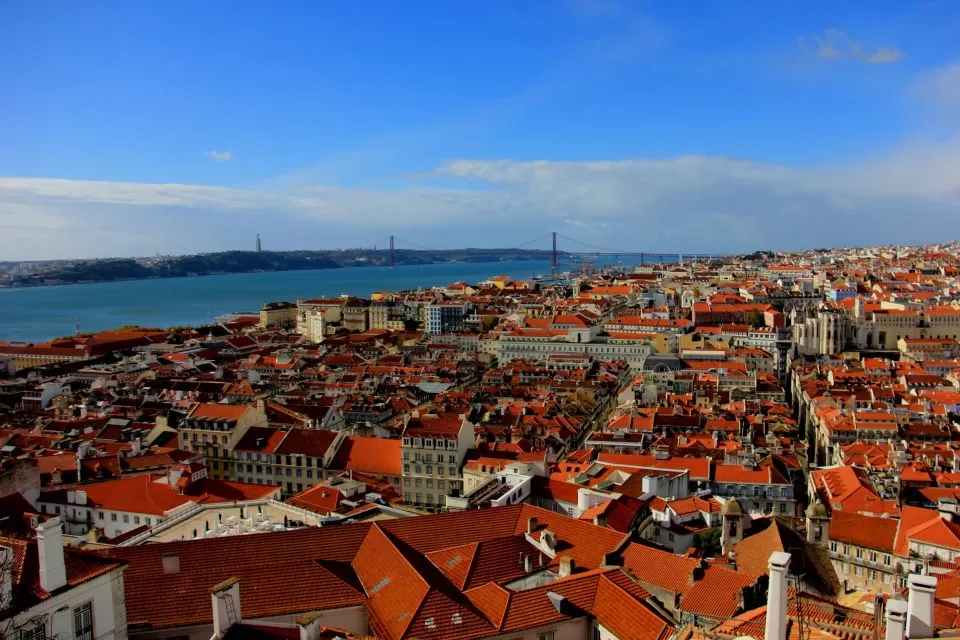 Photo of Castelo de São Jorge, Rua de Santa Cruz do Castelo, Lisbon, Portugal by Prasanna Sekar