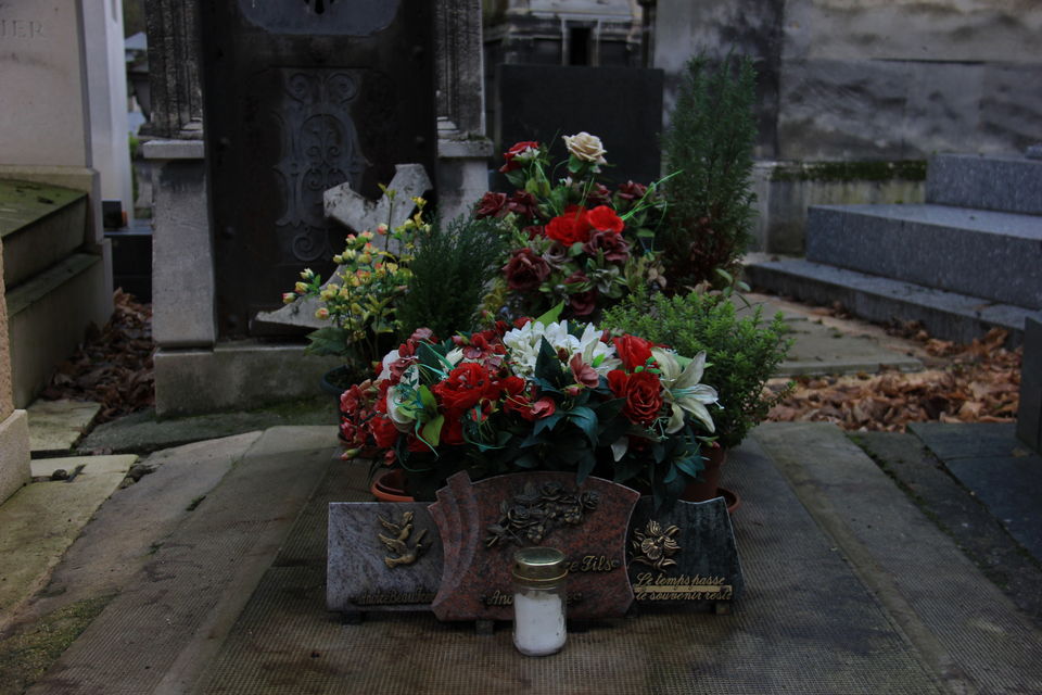 Photo of Beautiful Death!! Père Lachaise Cemetery 6/17 by Prasanna Sekar