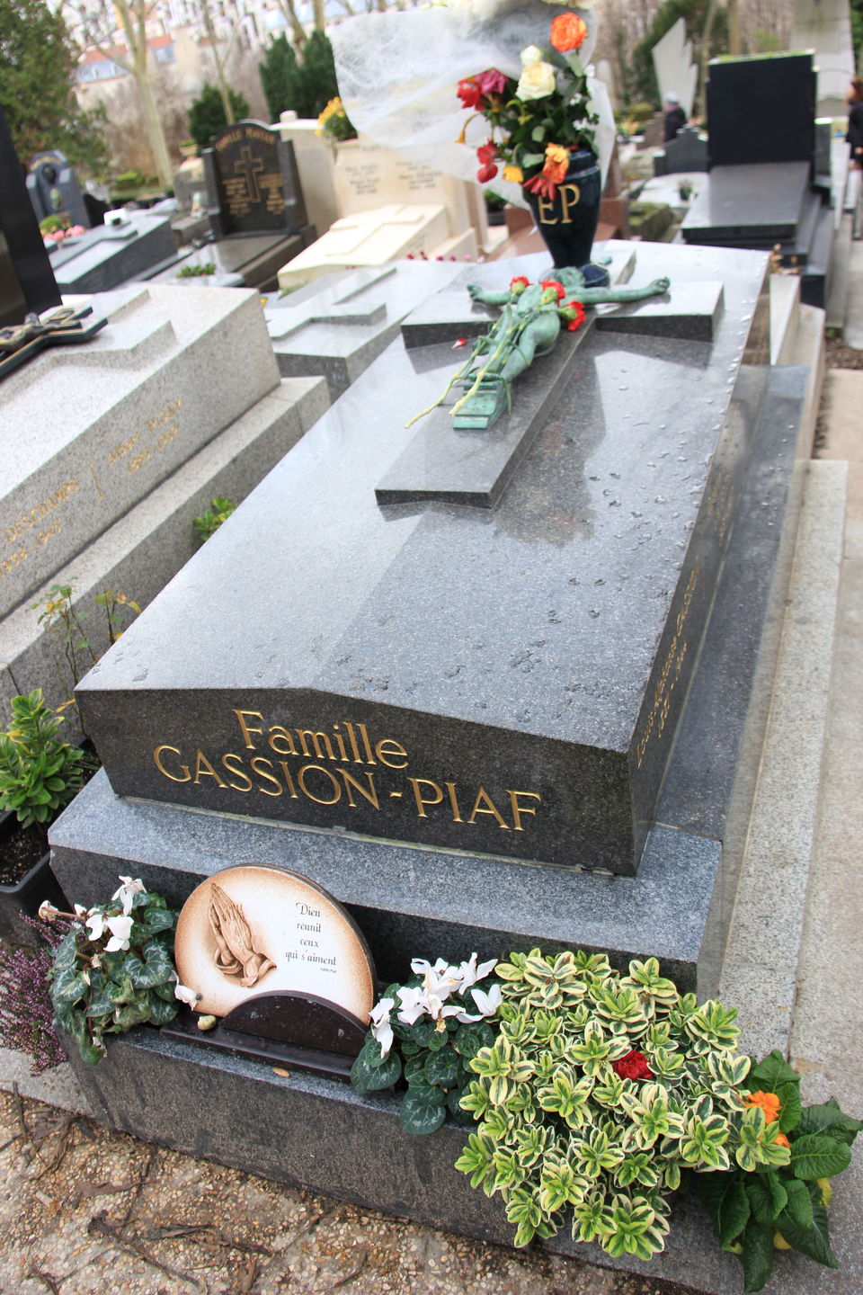 Photo of Beautiful Death!! Père Lachaise Cemetery 13/17 by Prasanna Sekar