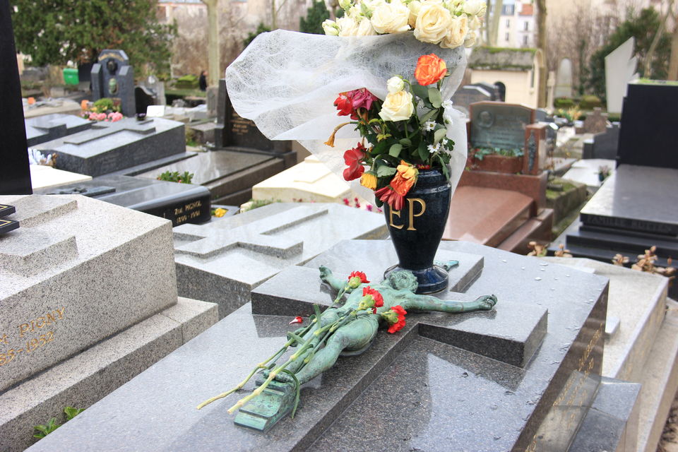 Photo of Beautiful Death!! Père Lachaise Cemetery 14/17 by Prasanna Sekar
