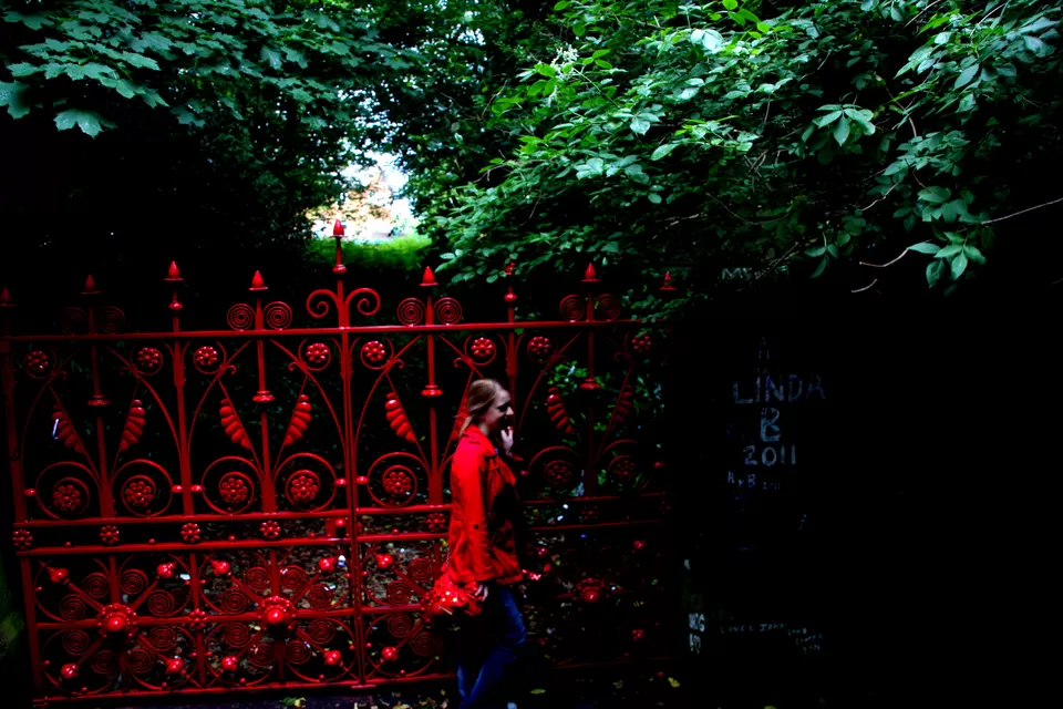 Photo of Strawberry Fields Photography, Bradford Rd, Wakefield WF3 1QU, United Kingdom by Prasanna Sekar 