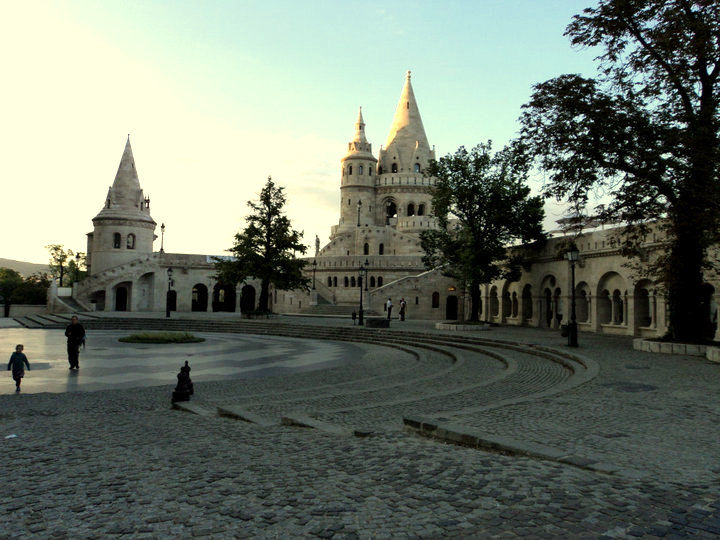 Photo of Beautiful Buda and Pest 6/9 by Raunak Upadhyay